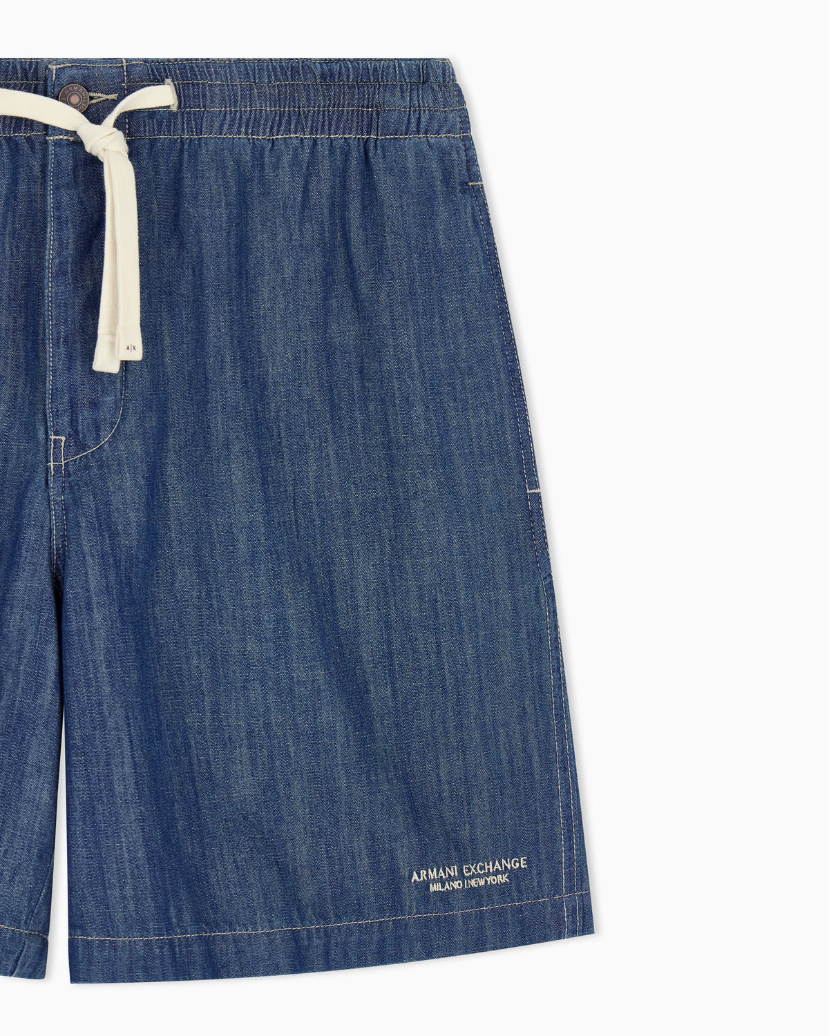 regular fit shorts in washed cotton denim