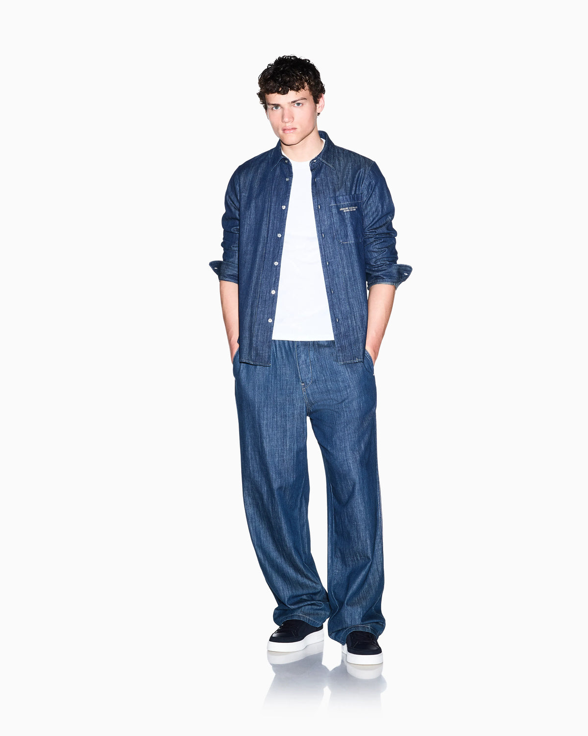 slim fit t-shirt in stretch cotton jersey with rib details
