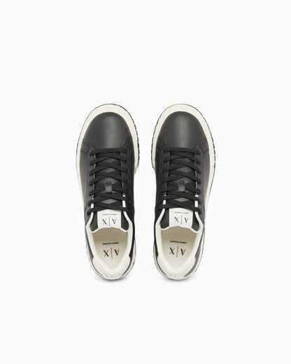 Sneakers in leather and suede with rubber sole