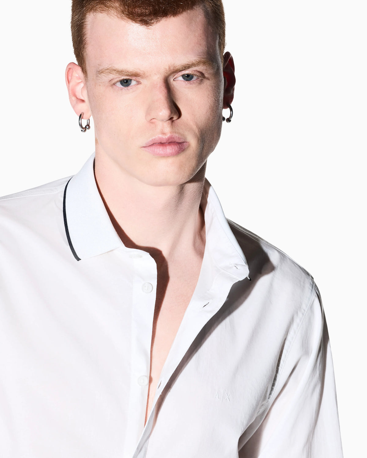 regular fit shirt in cotton poplin with rib details