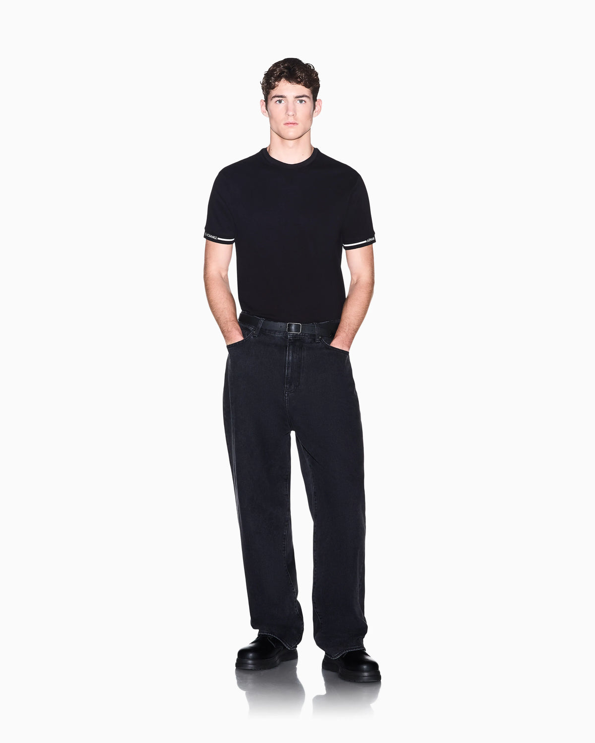 slim fit t-shirt in cotton piquet with rib details