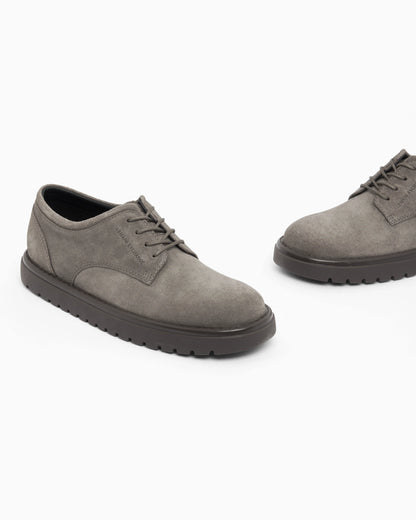 Laced shoes regular fit suede with rubber sole