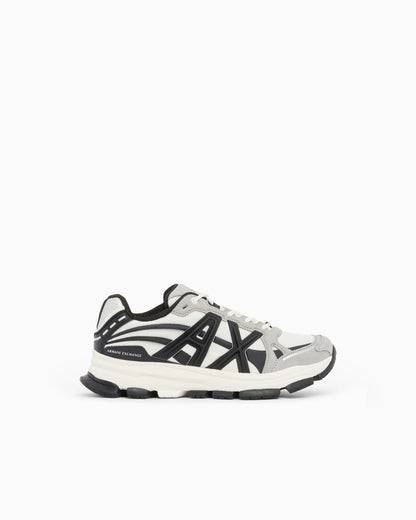 Sneakers in mesh and suede