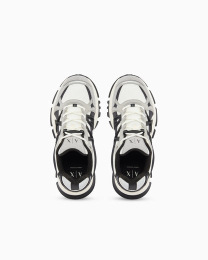 Sneakers in mesh and suede