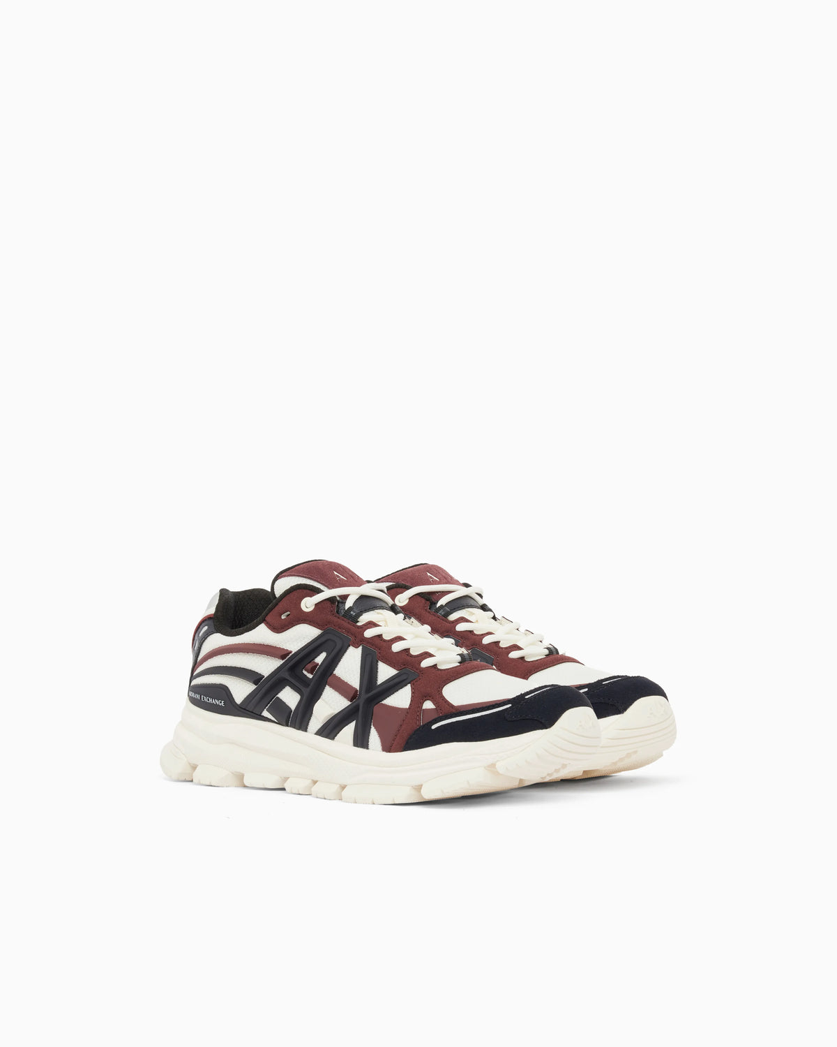 Sneakers in mesh and suede