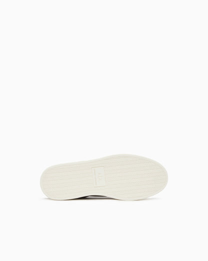 Sneakers in suede and split leather with a rubber sole