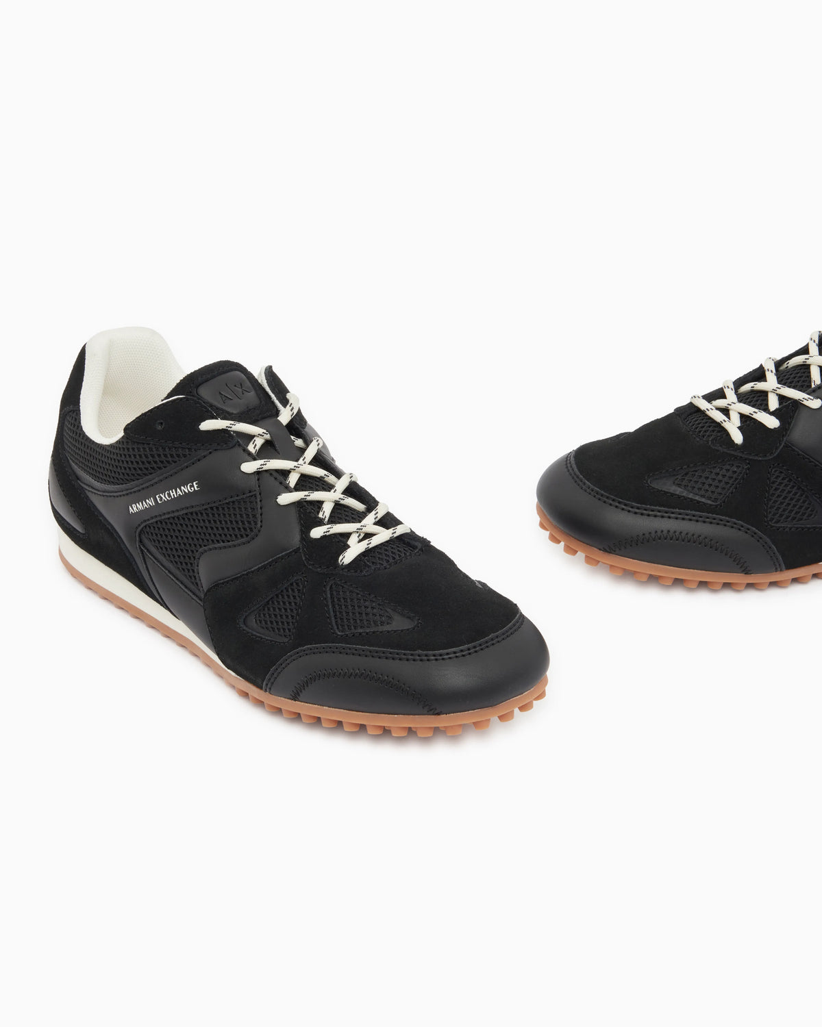 Low top Sneakers in mesh and suede with rubber sole
