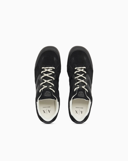 Low top Sneakers in mesh and suede with rubber sole