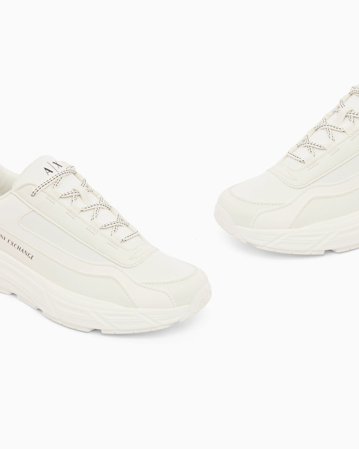 sneakers with ripstop and rubber sole