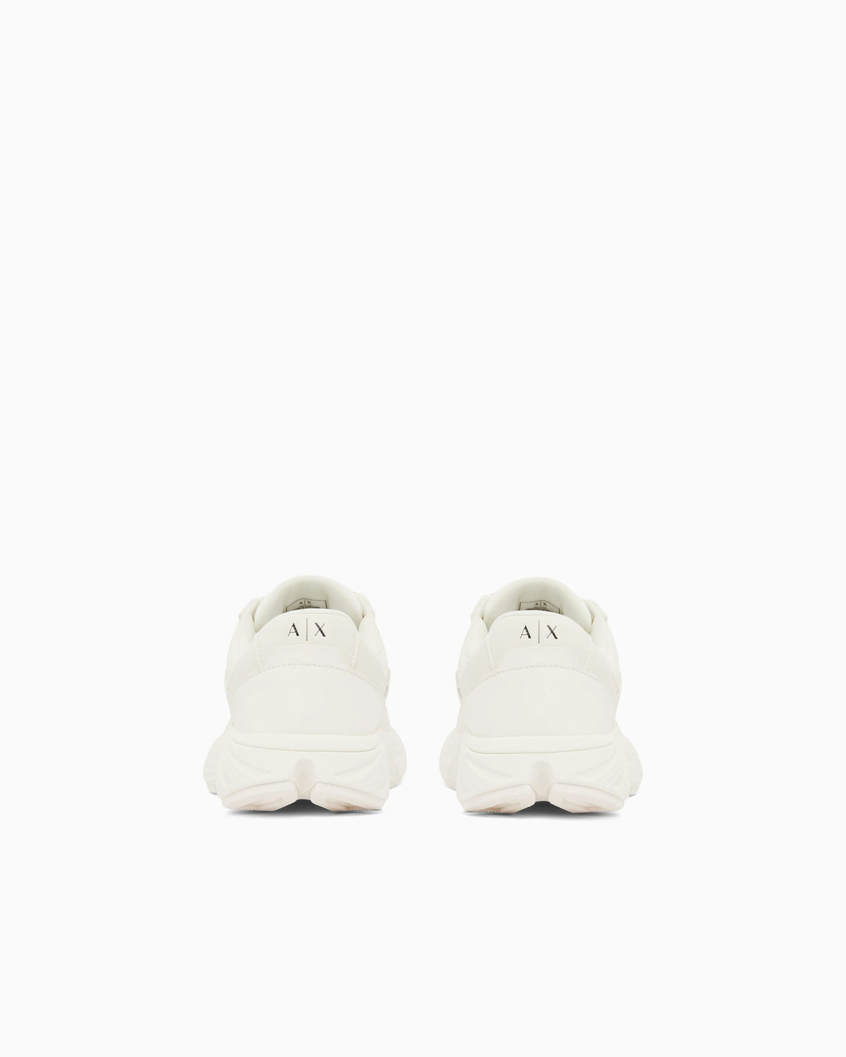 sneakers with ripstop and rubber sole