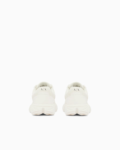 sneakers with ripstop and rubber sole