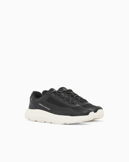 sneakers with ripstop and rubber sole