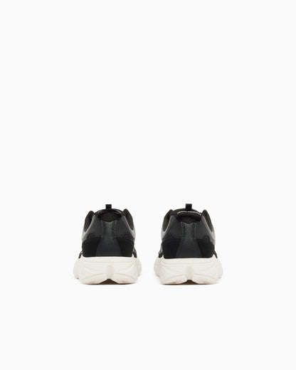 Sneakers in suede and mesh with rubber sole