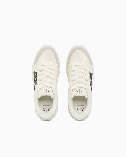Sneakers in suede and mesh with a rubber sole