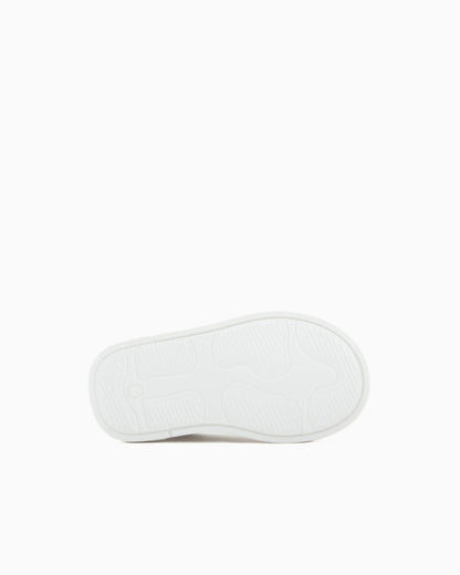 Leather sneakers