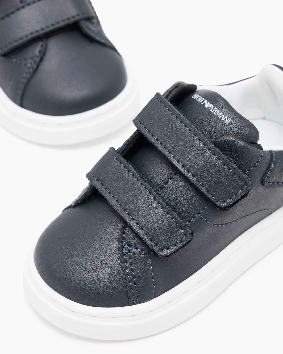 Leather sneakers