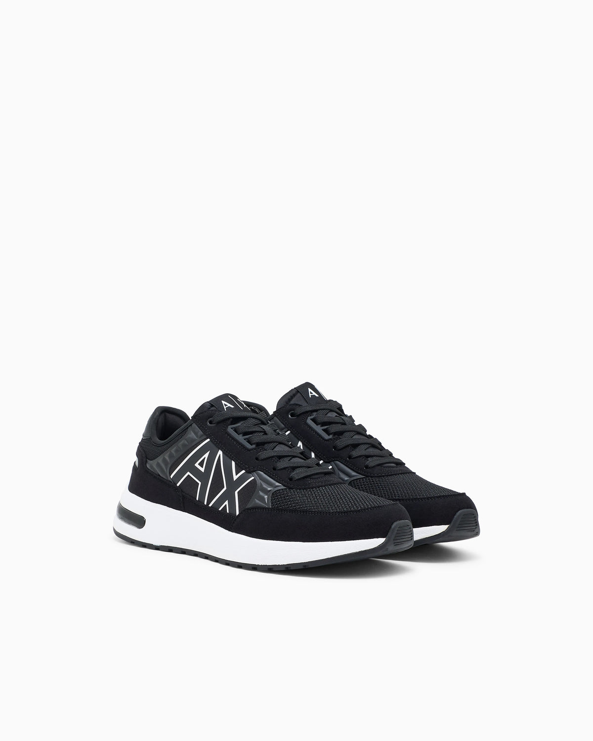 Sneakers in ripstop with micro suede
