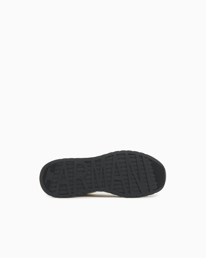 Sneakers in ripstop with micro suede