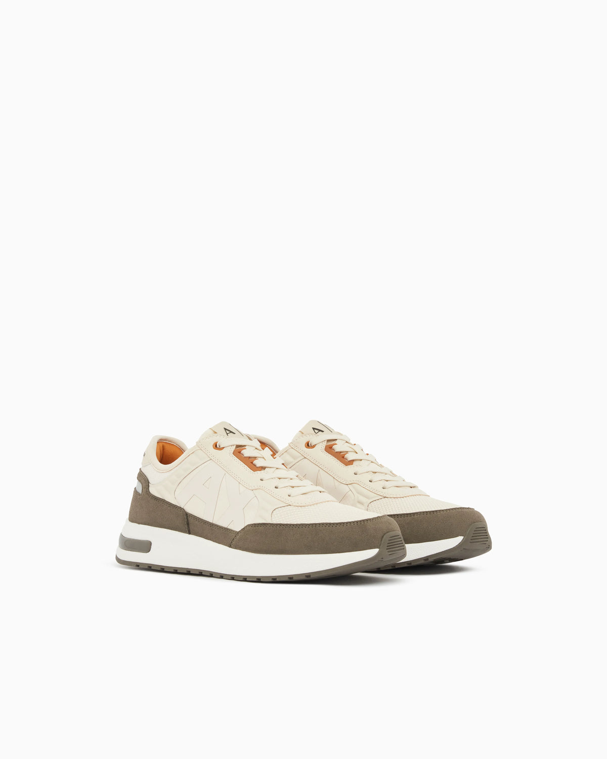 Sneakers in ripstop with micro suede