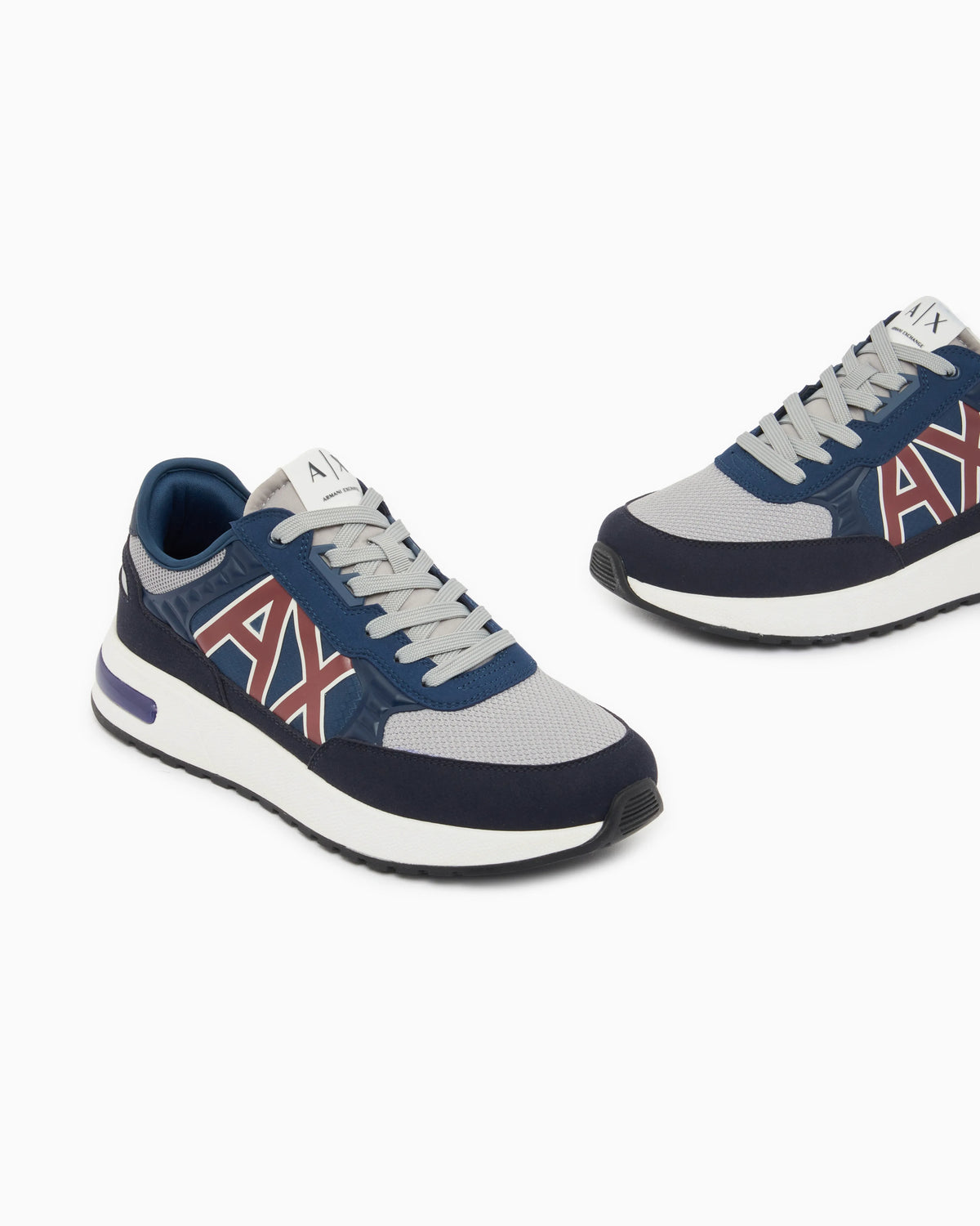Sneakers in ripstop with micro suede