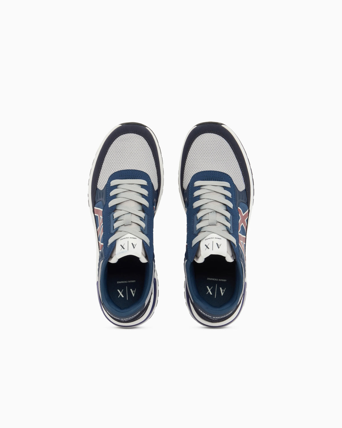 Sneakers in ripstop with micro suede