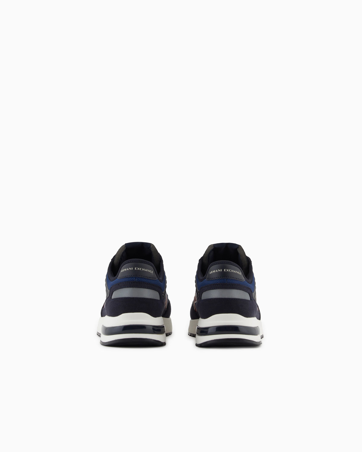 Sneakers in ripstop with micro suede