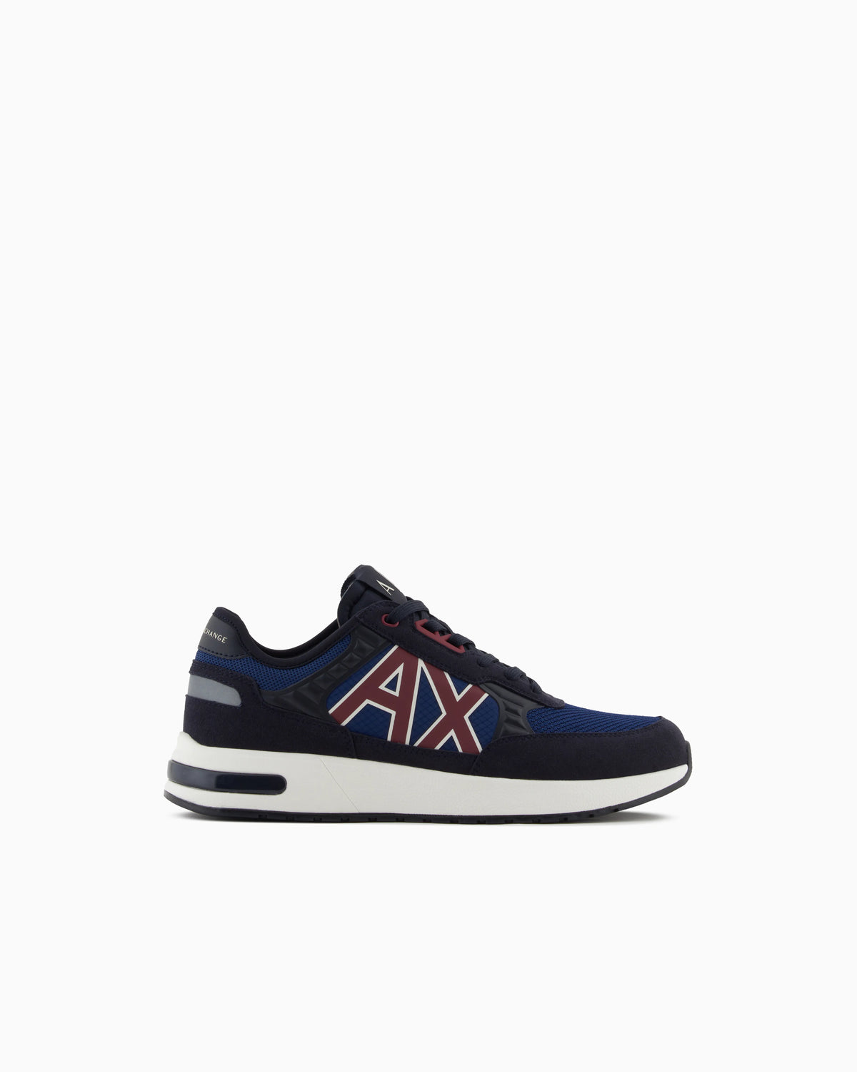 Sneakers in ripstop with micro suede
