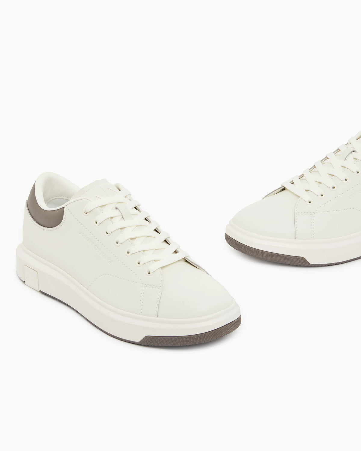 Sneakers in split leather