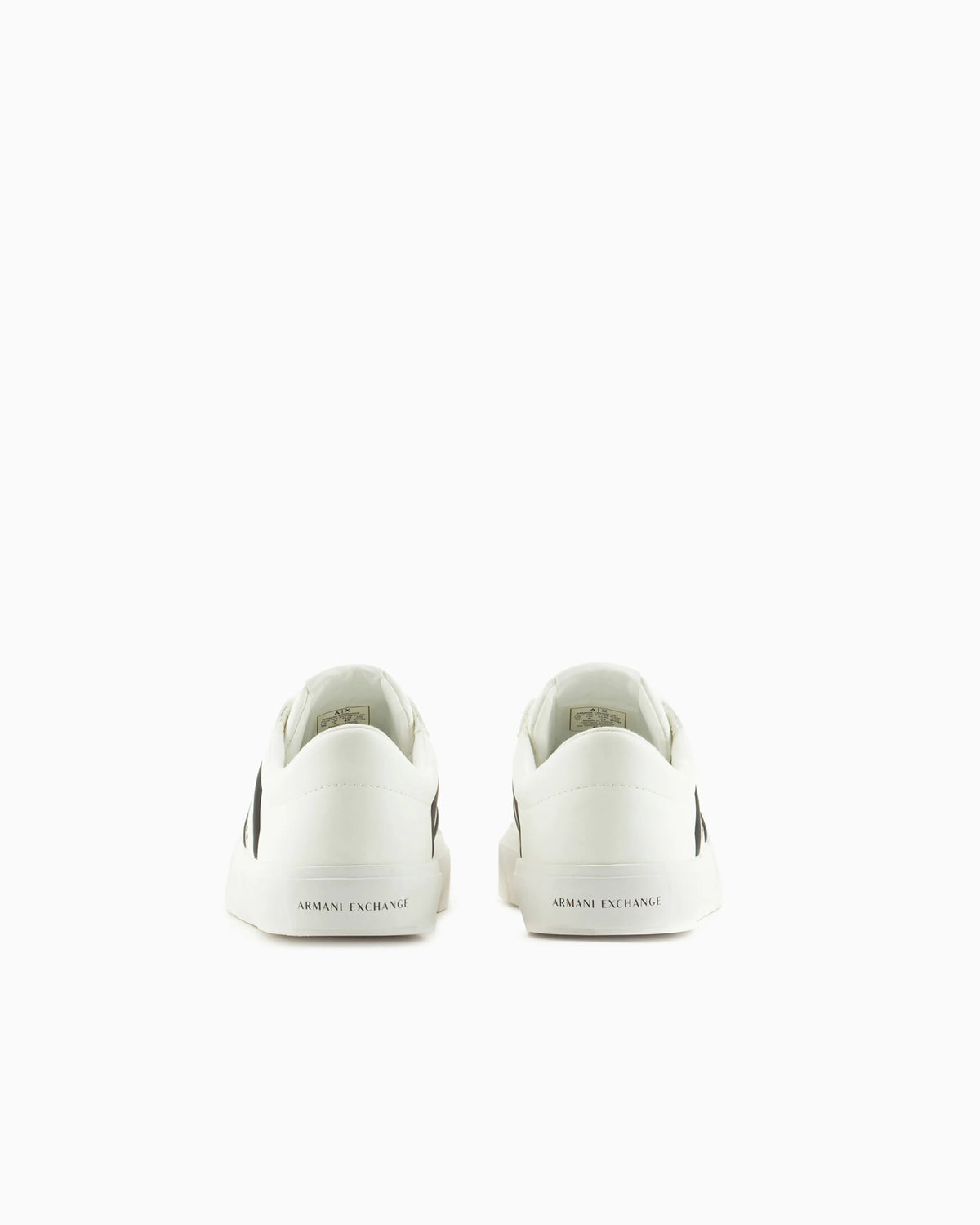 Sneakers with contrasting band