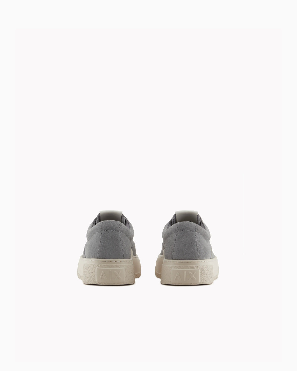Leather lace-ups with high sole