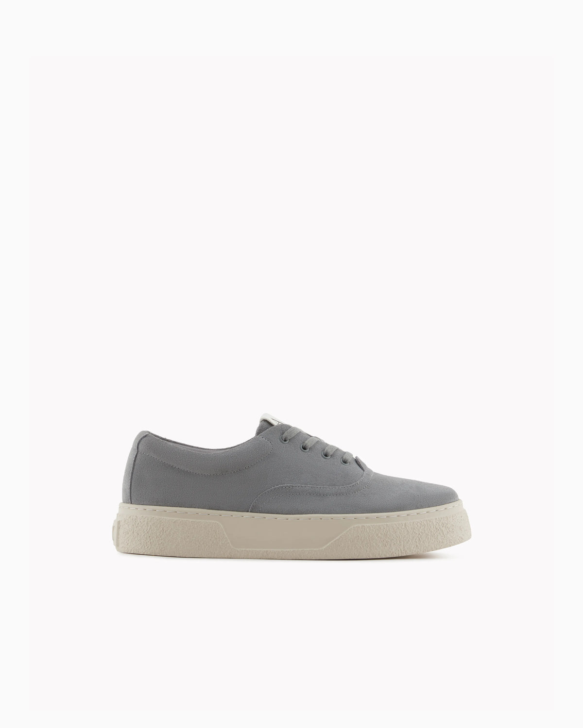 Leather lace-ups with high sole