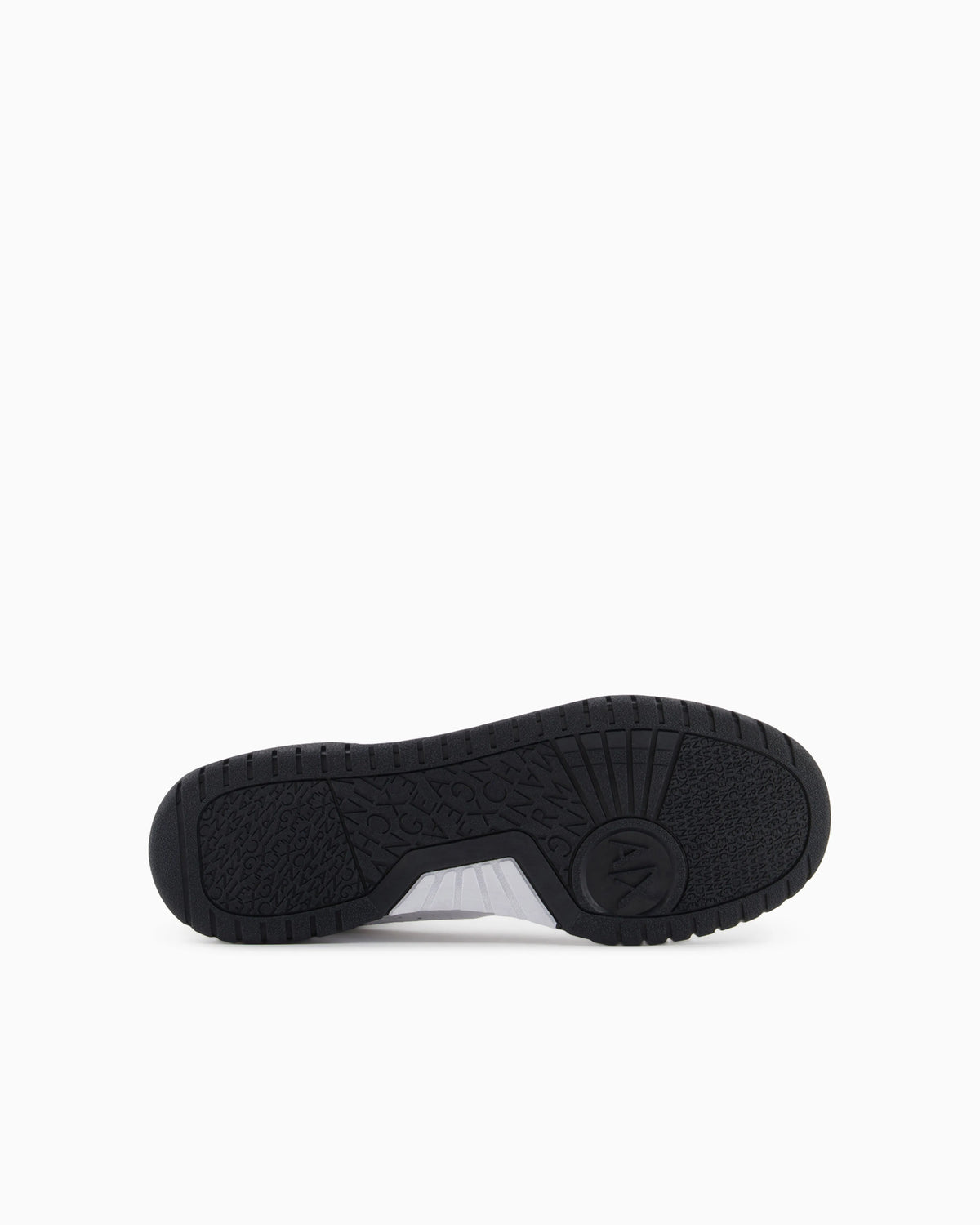 High sneakers with contrasting color inserts