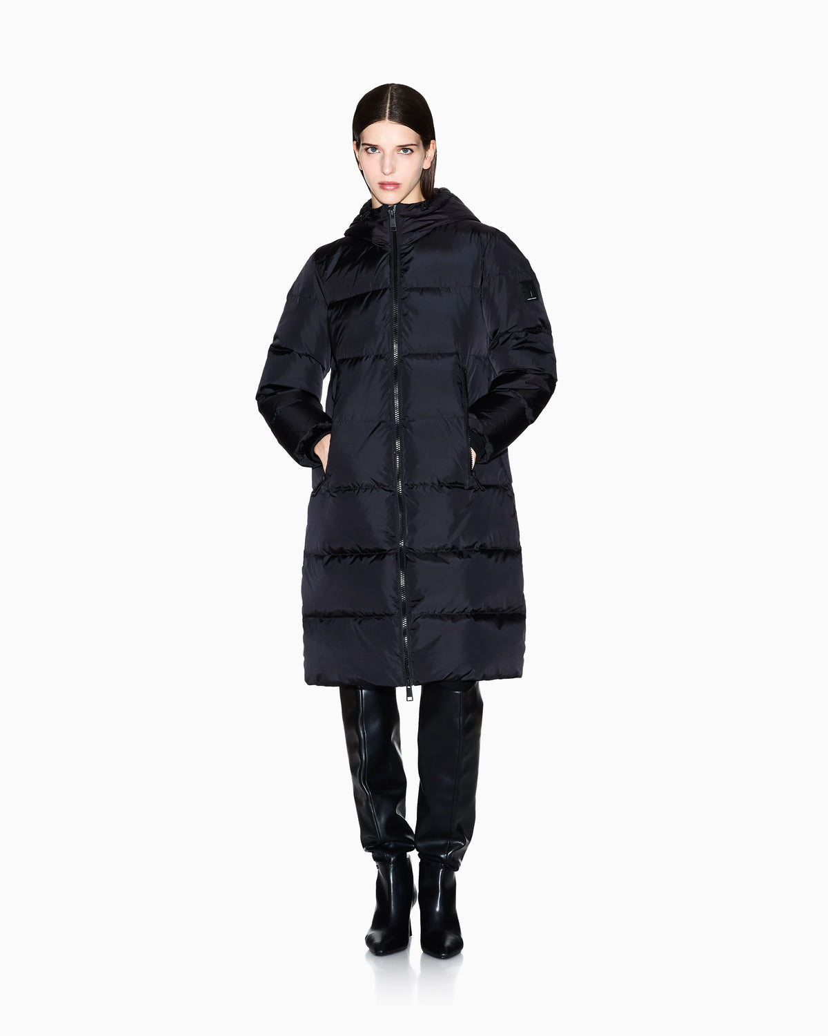 Quilted down puffer coat with a hood and zip pockets Icon