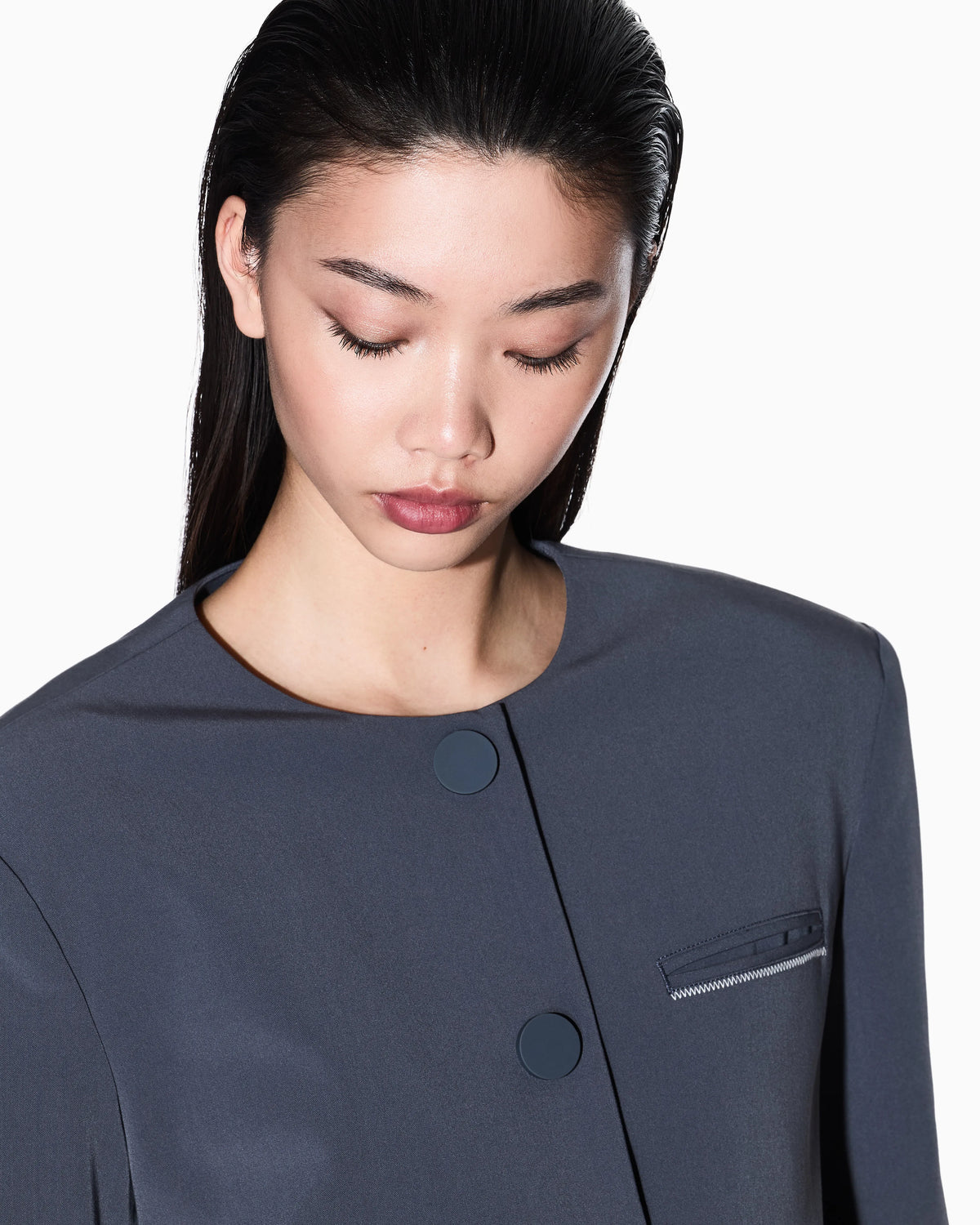 Cropped jacket in stretch fabric
