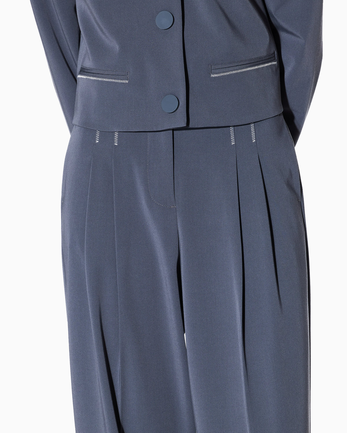Pants with pleats