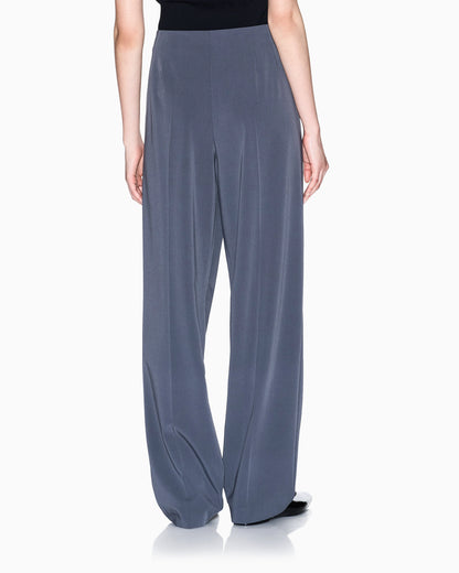Pants with pleats