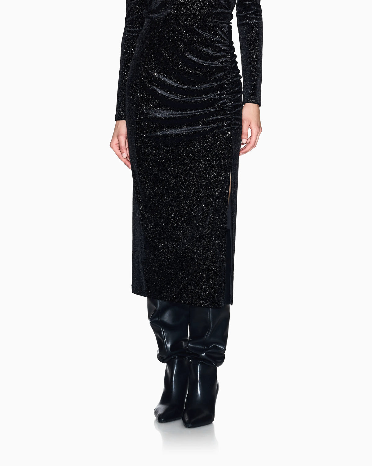 Black midi skirt in glitter fabric
