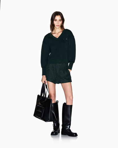 Sweatshirt with wide sleeves