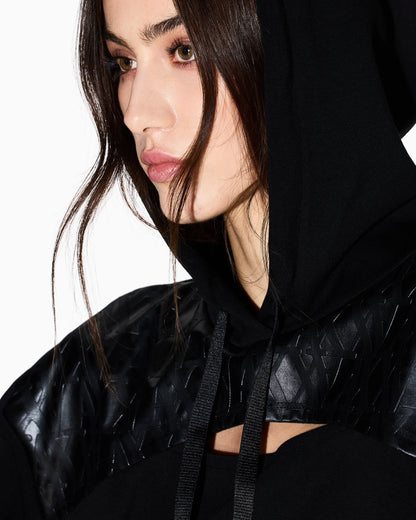 Cropped sweatshirt with cut out
