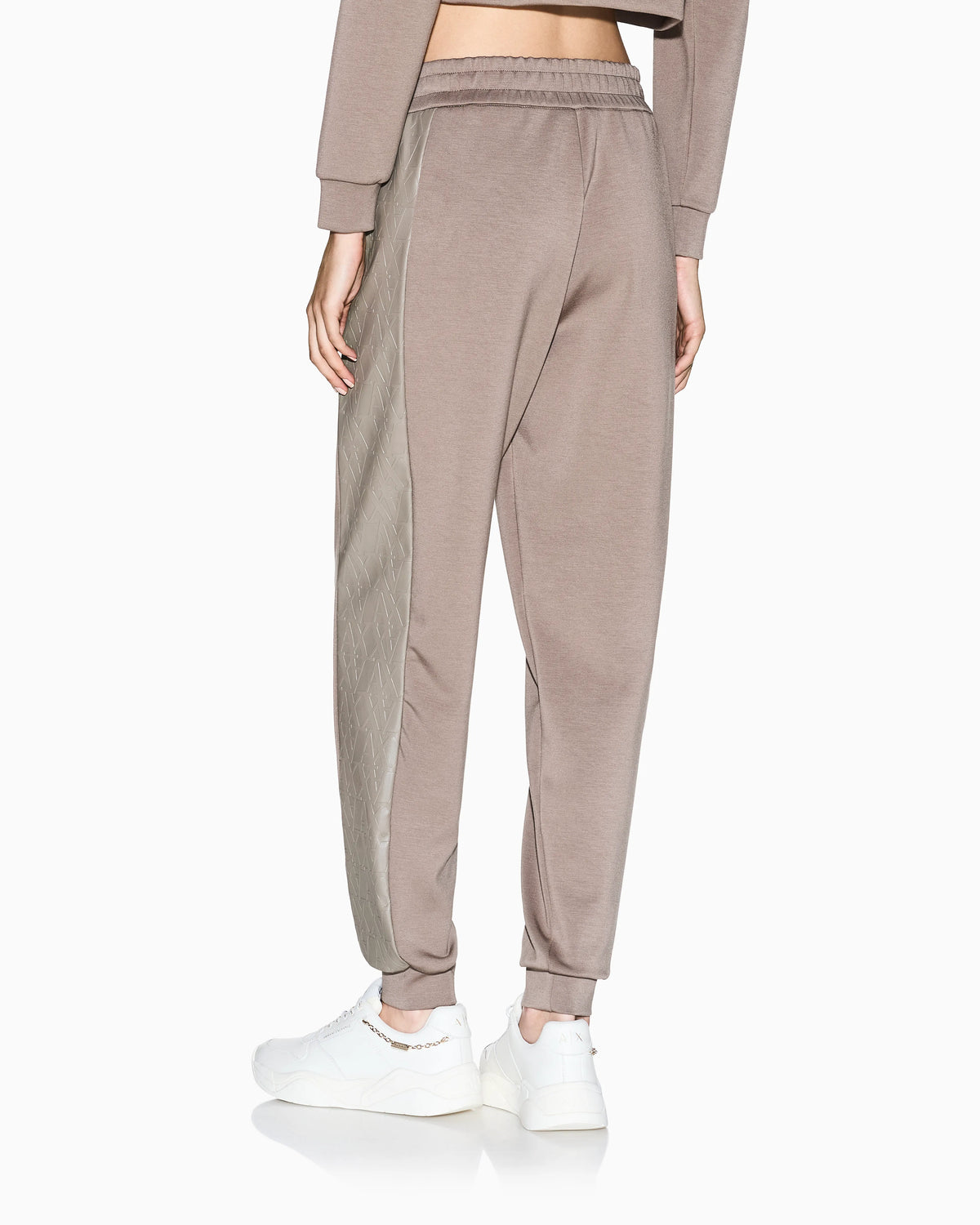 Jogger pants with side insert