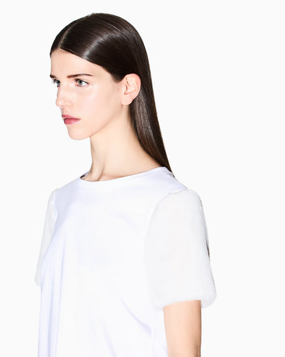 T-shirt with plush sleeves