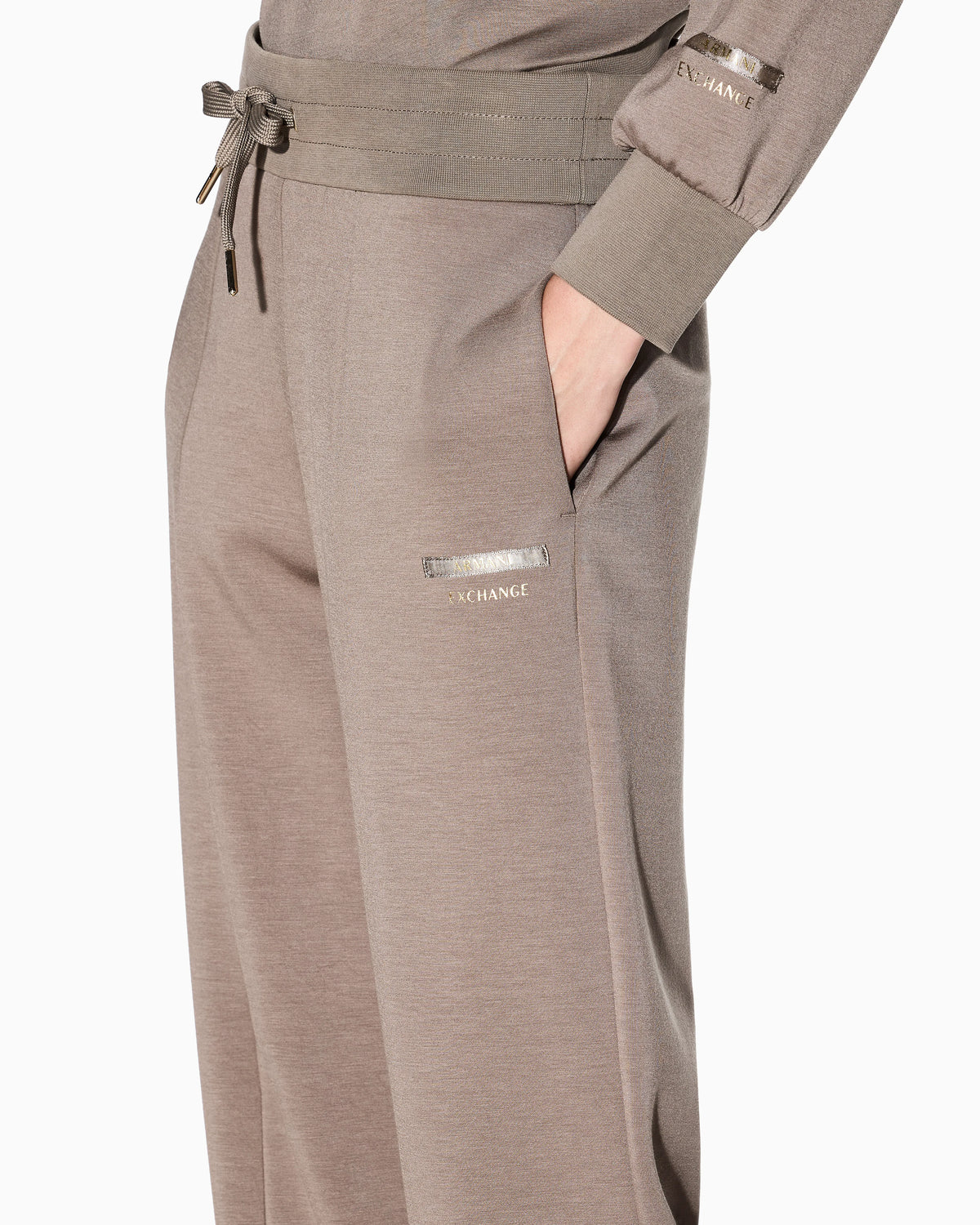 Jogger pants with slit at the bottom