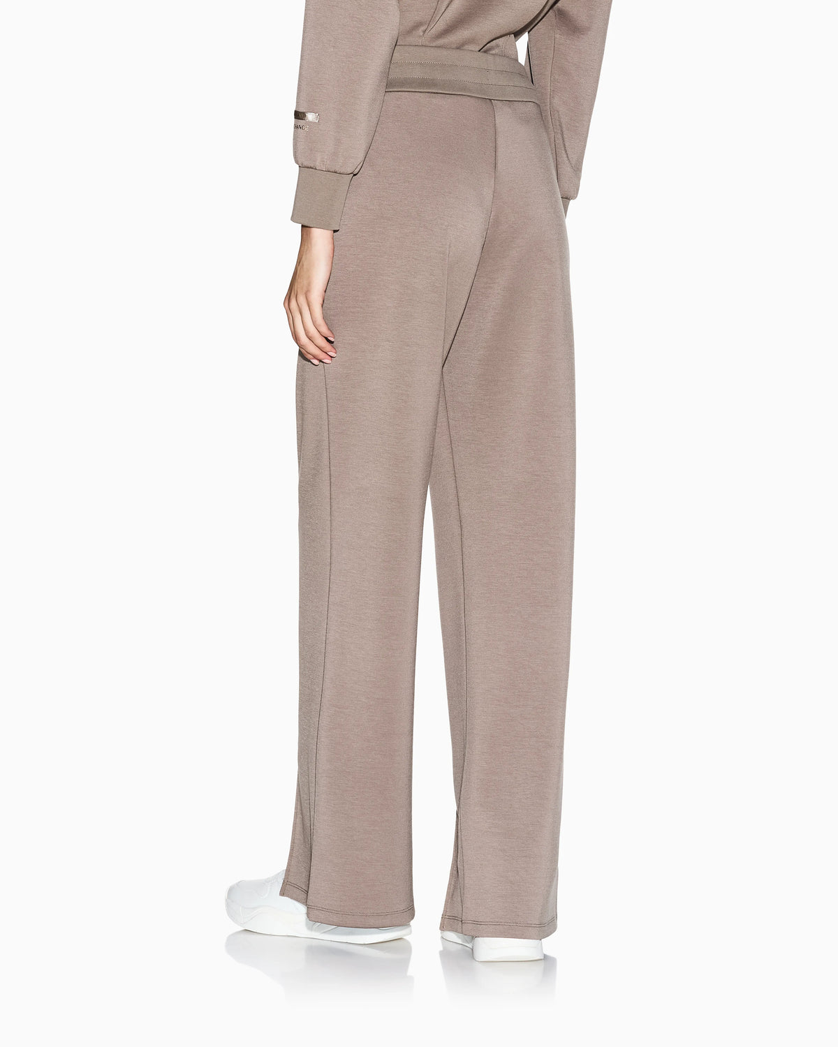 Jogger pants with slit at the bottom