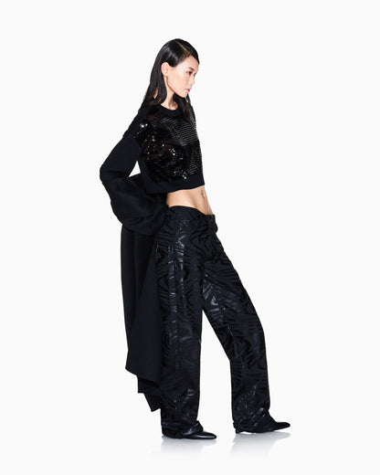 Cropped sweater with sequins