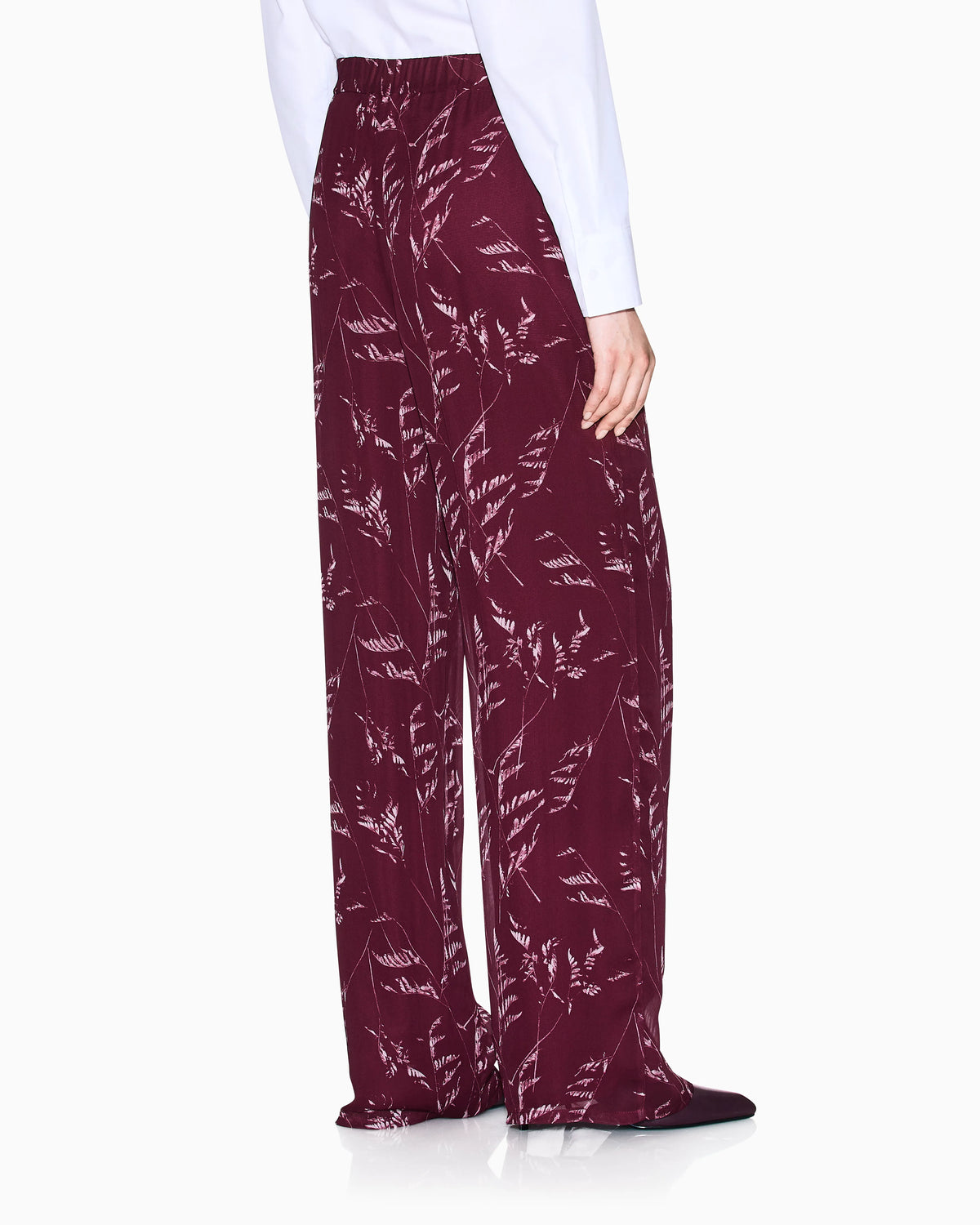 Pleated trousers in chiffon foliage