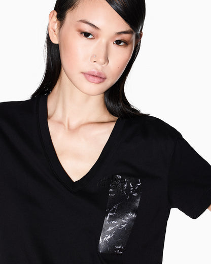 V-neck T-shirt