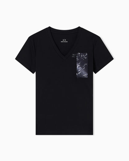 V-neck T-shirt