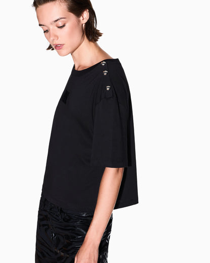 Boxy T-shirt with buttons