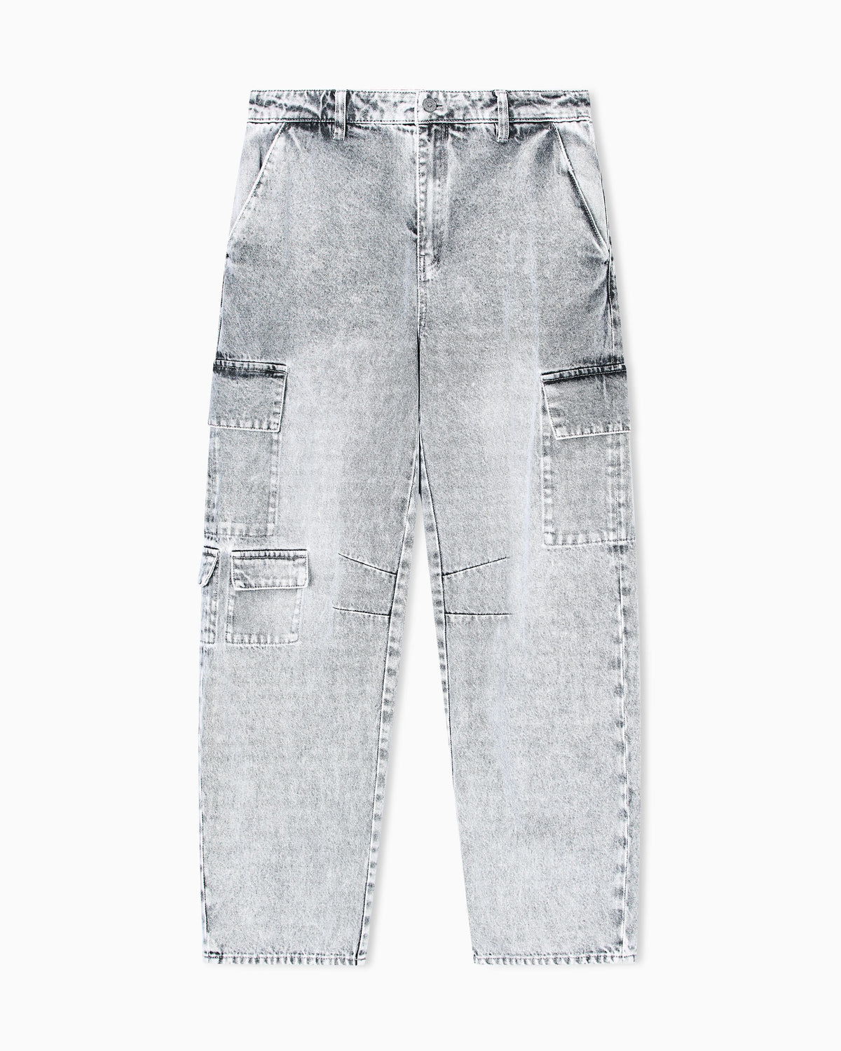 Cargo jeans with an over-fit cargo
