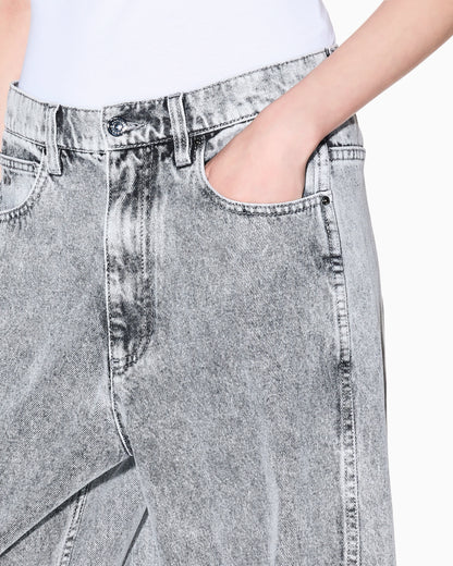 Stonewashed denim jeans.